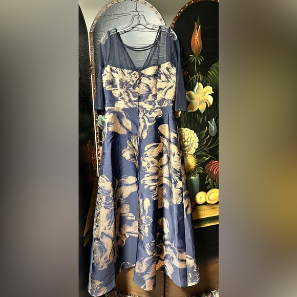 Kay Unger New York Floral Jacquard Jumpsuit, sz 14 - Picture 12 of 17